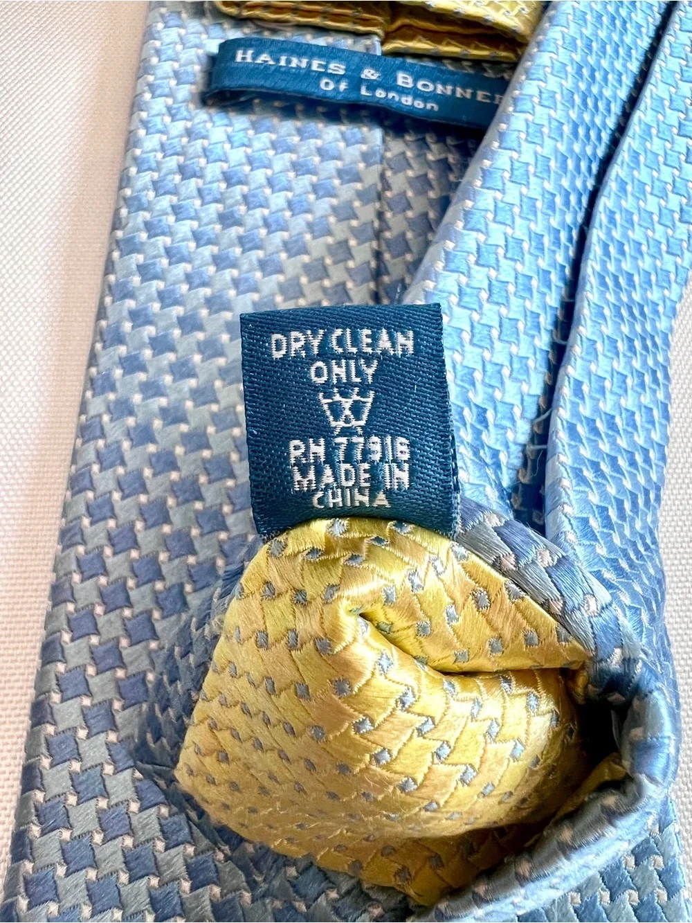 Stafford 100% silk